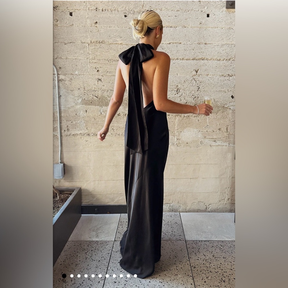 Elegant Black Evening Gown